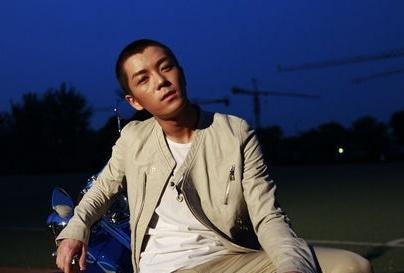 吃瓜娱乐王栎鑫